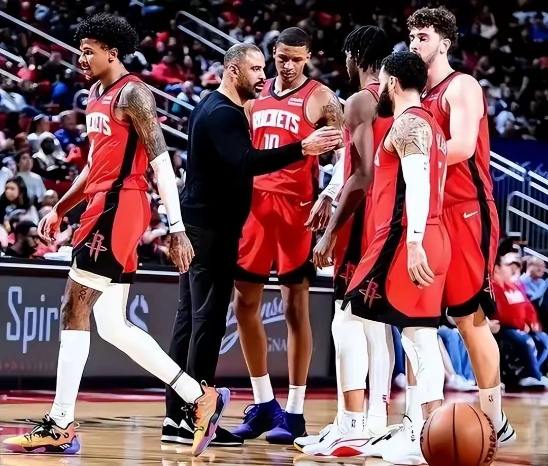 亚博娱乐入口 -关于德甲加时末段再迎强敌;休斯敦火箭复出首秀;主帅态度:压力陡增;训练强度明显提升的信息