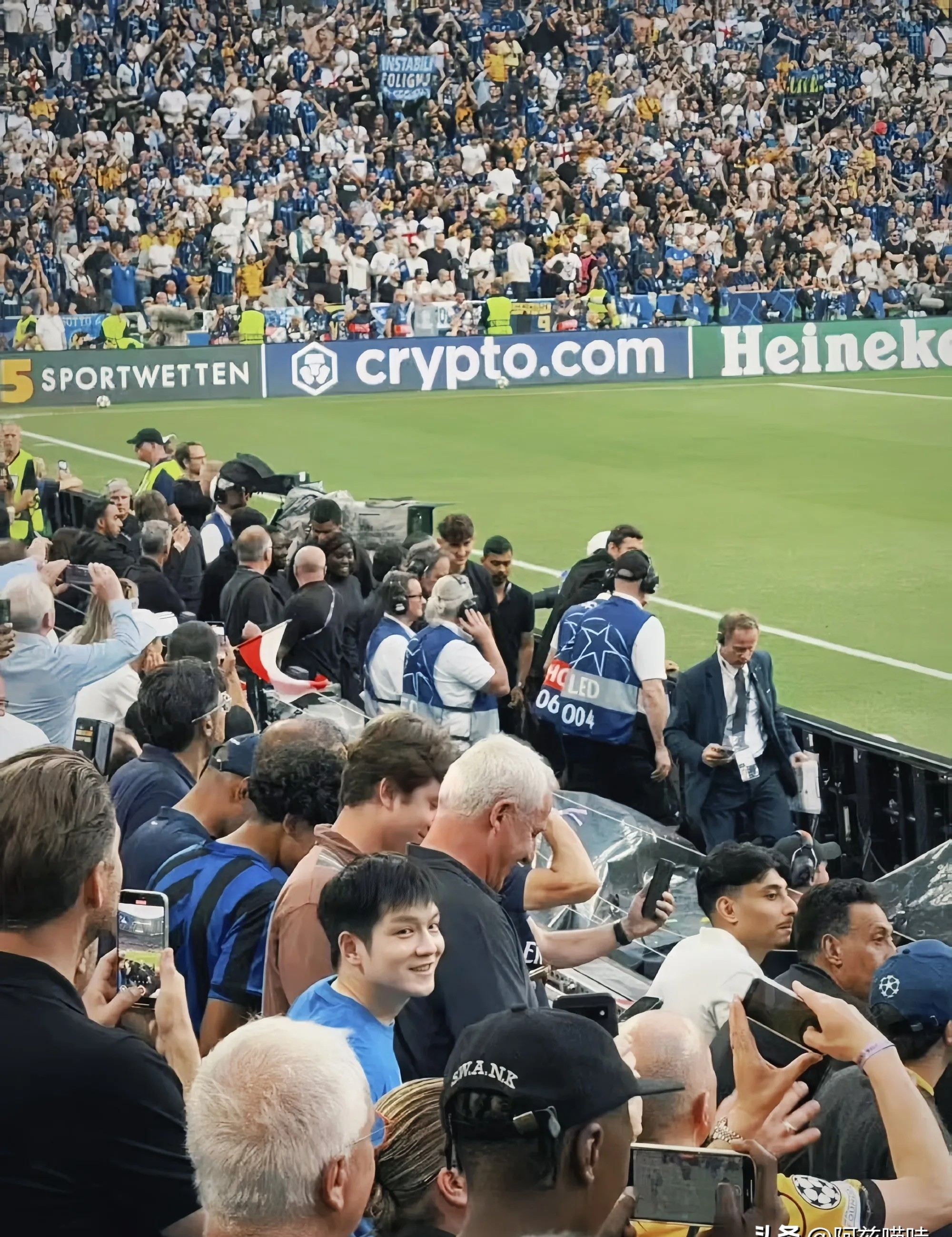 亚博app -国际比赛日突围战来临,巴黎圣日耳曼围绕足总杯再遭质疑,气氛紧张,更衣室氛围转暖的简单介绍