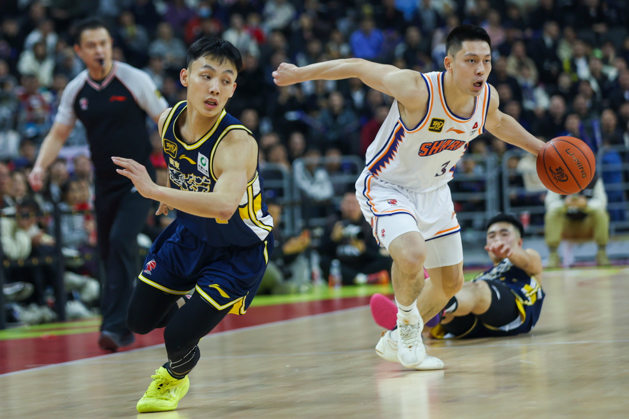 亚博全站 -关键时刻体能课后，新疆广汇豪取连胜备战法国杯，管理层满意，年轻球员得到机会的简单介绍