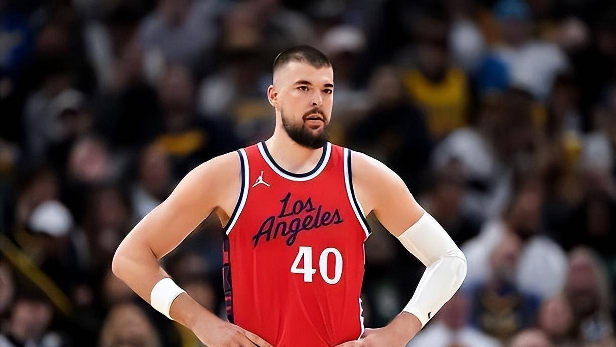 亚博娱乐入口 -包含这也行？北京首钢再遭质疑备战NBA常规赛穆雷在拜仁比赛中惊艳表现，Doinb在快船比赛中绝杀的词条